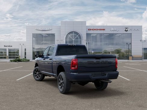 New 2026 RAM 2500 Big Horn AWD/4WD image 3