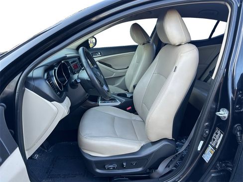 Used 2013 Kia Optima EX image 10