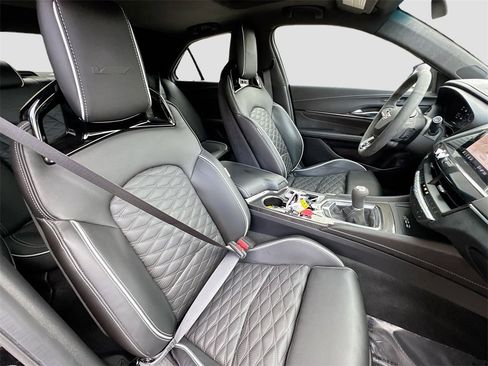 Used 2022 Cadillac CT4 V Blackwing w/ Technology Package image 30