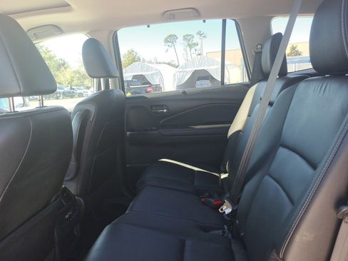 Used 2022 Honda Pilot EX-L image 19