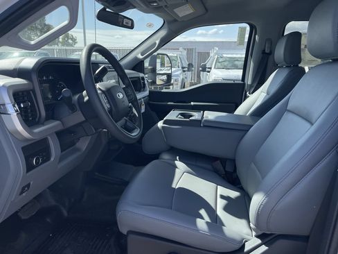 New 2026 Ford F450 XL w/ XL Chrome Package RWD image 17