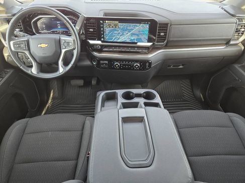 Used 2025 Chevrolet Silverado 1500 LT AWD/4WD image 27
