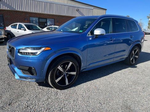 Used 2019 Volvo XC90 T6 R-Design w/ Advanced Package image 2