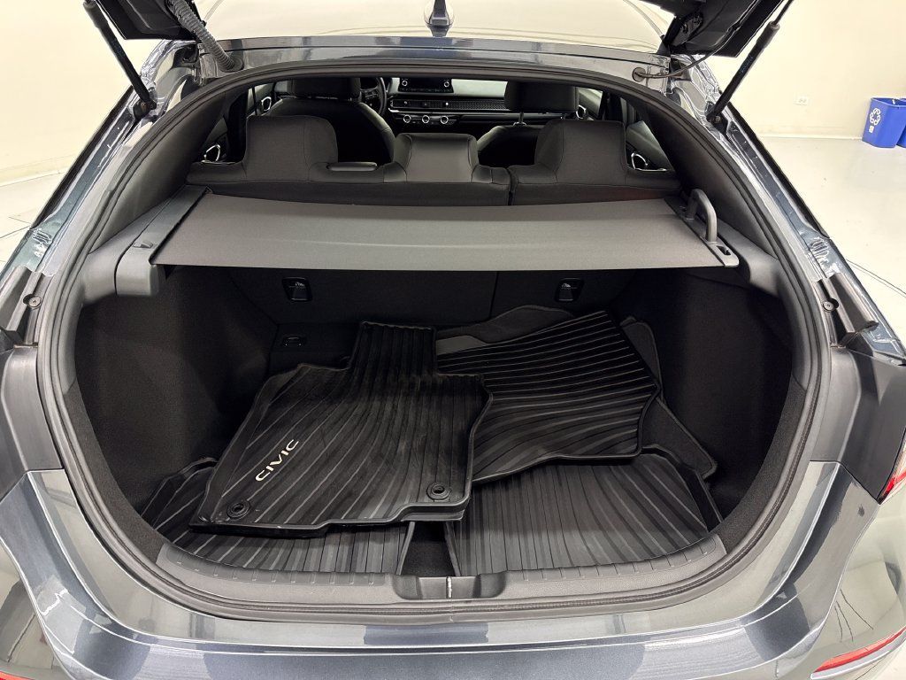 Used 2025 Honda Civic Sport image 26