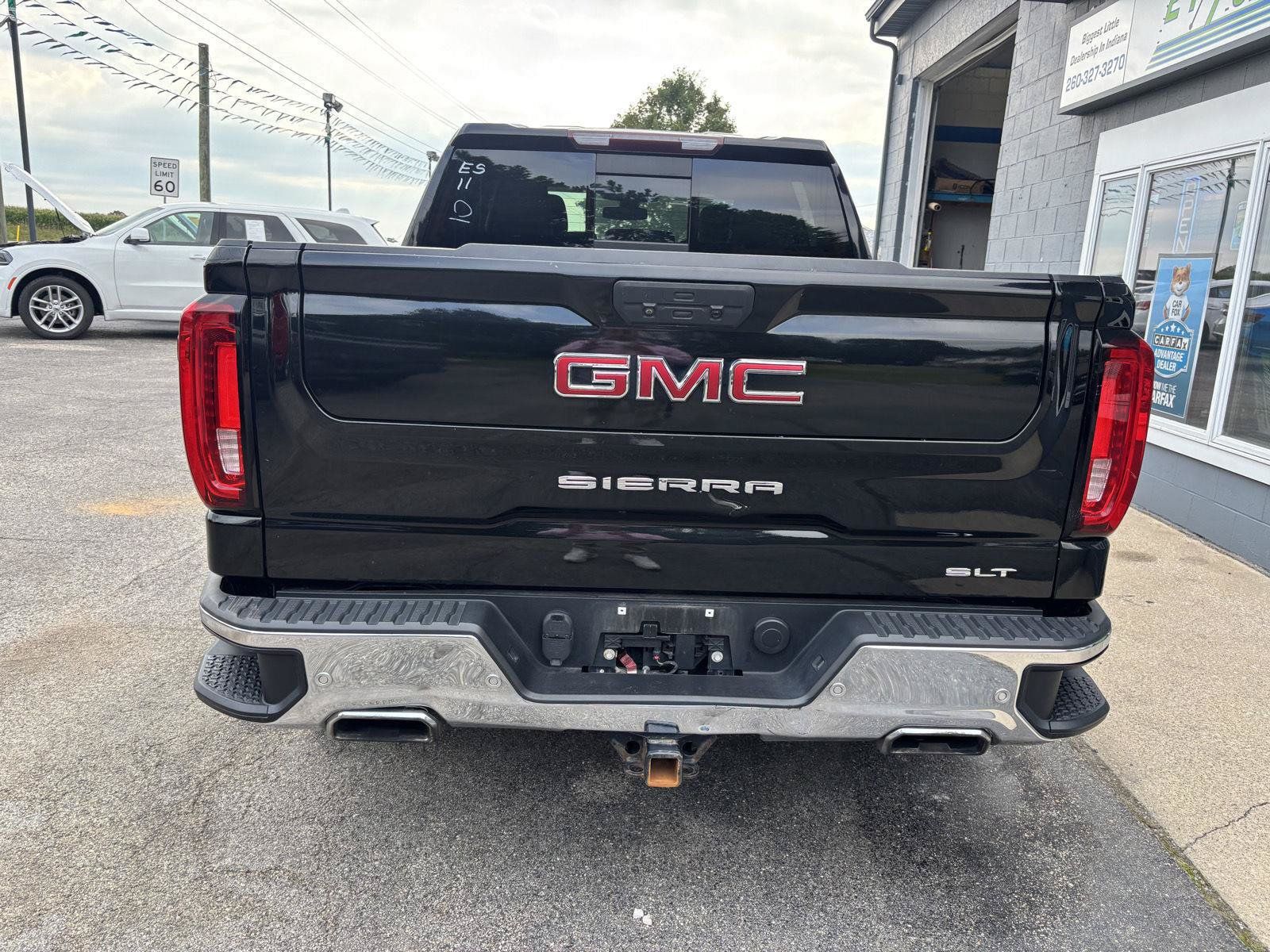 Used 2019 GMC Sierra 1500 SLT w/ SLT Premium Plus Package AWD/4WD image 12