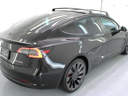 Used 2021 Tesla Model 3 Performance image 9