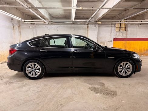 Used 2017 BMW 535i Gran Turismo xDrive w/ Luxury Seating Package AWD/4WD image 4