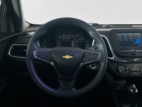Used 2018 Chevrolet Equinox LT FWD image 17