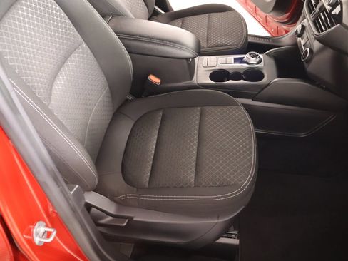 Used 2025 Ford Escape Active w/ Cold Weather Package FWD image 13