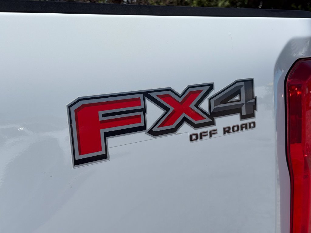Used 2024 Ford F250 XL w/ FX4 Off-Road Package AWD/4WD image 13