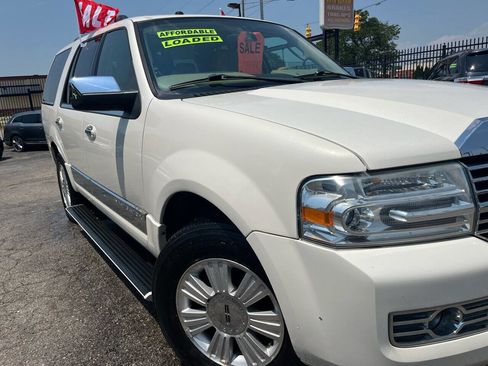 Used 2007 Lincoln Navigator Ultimate image 9
