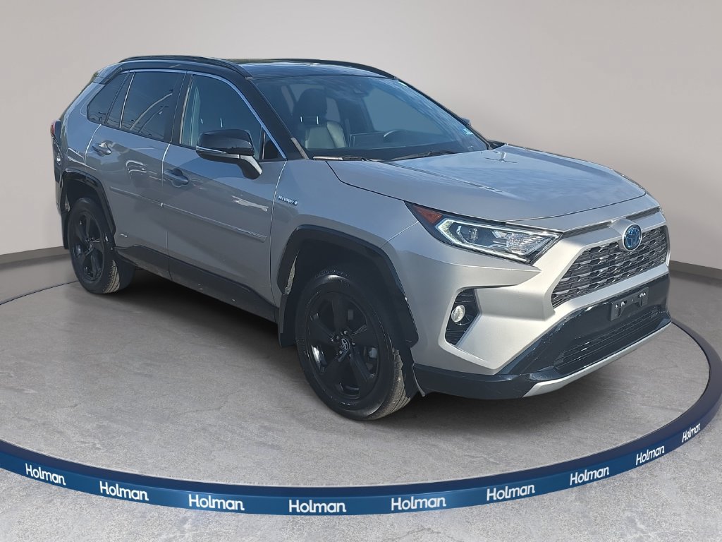 Used 2020 Toyota RAV4 XSE w/ All Weather Liner Package AWD/4WD image 3