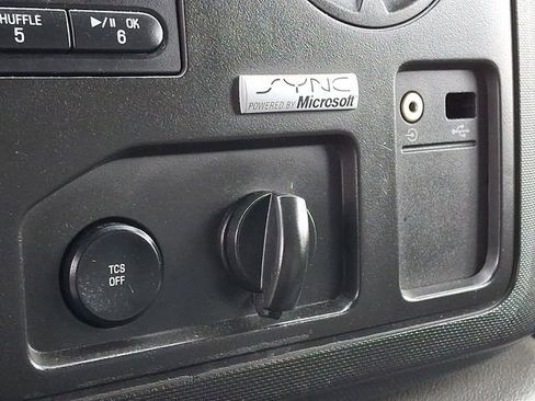 Used 2014 Ford E-150 and Econoline 150 w/ Power Group RWD image 23