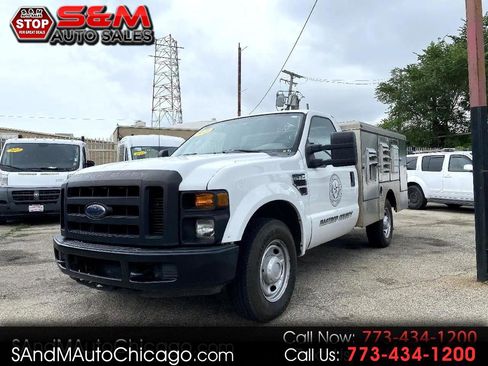 Used 2010 Ford F250 XLT image 1