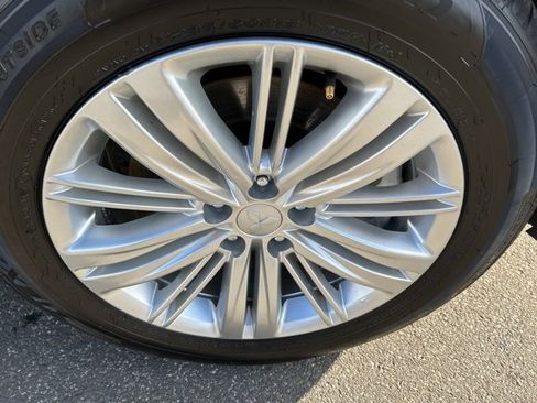 Used 2025 Mitsubishi Outlander ES image 9