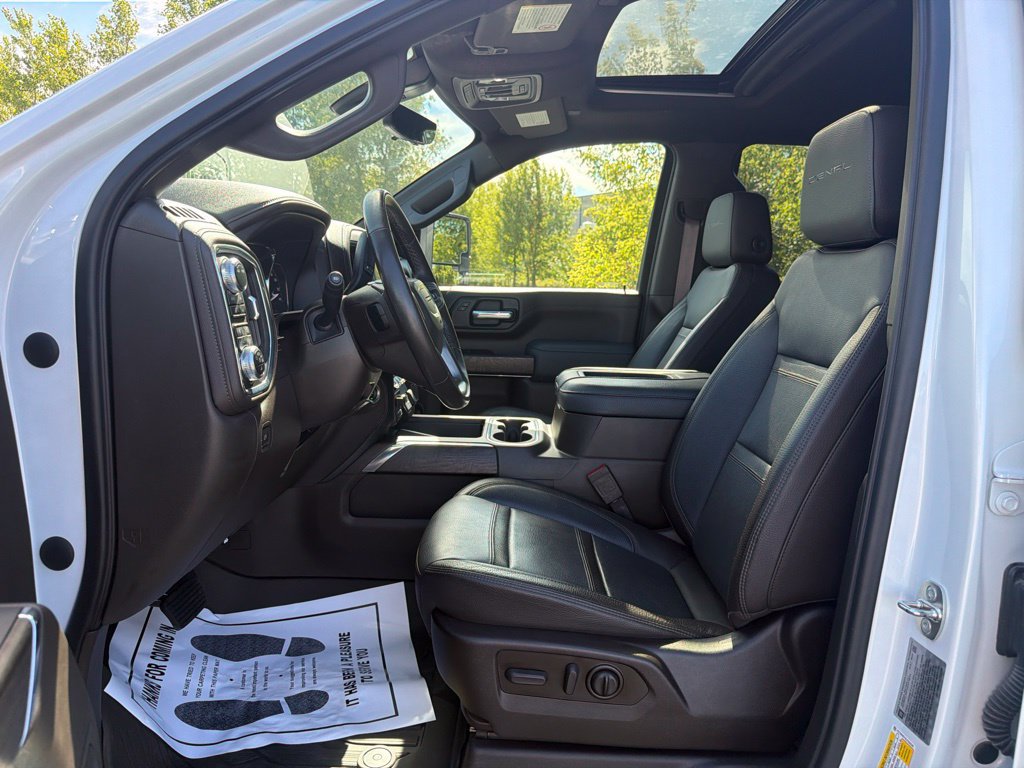 Used 2020 GMC Sierra 3500 Denali w/ Denali Ultimate Package AWD/4WD image 19