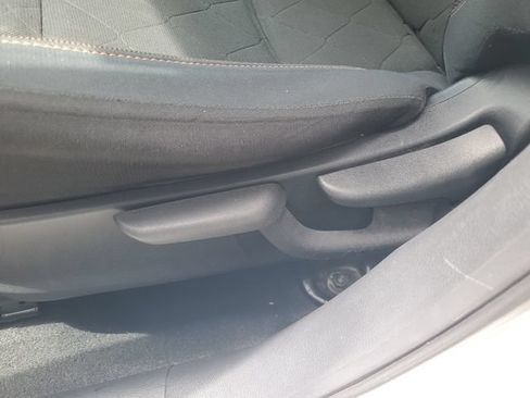 Used 2018 Nissan Kicks SR FWD image 26
