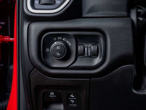 Used 2025 RAM 1500 Big Horn image 21