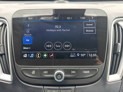 Used 2024 Chevrolet Malibu LT image 18