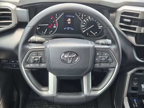 Used 2026 Toyota Tundra SR5 w/ SR5 Convenience Package AWD/4WD image 14