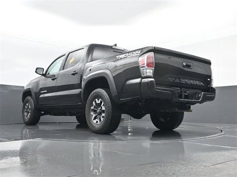 Used 2023 Toyota Tacoma TRD Off-Road w/ Technology Package image 23
