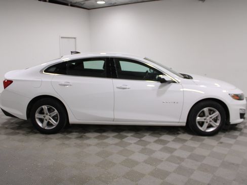 Used 2024 Chevrolet Malibu LS w/ Driver Confidence Package image 25