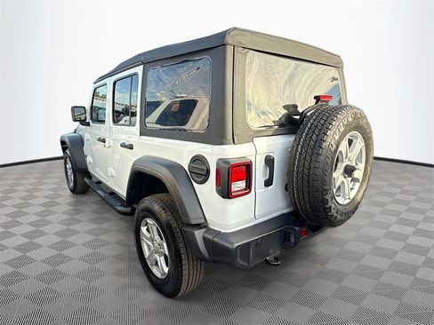 Used 2021 Jeep Wrangler Unlimited Sport image 8