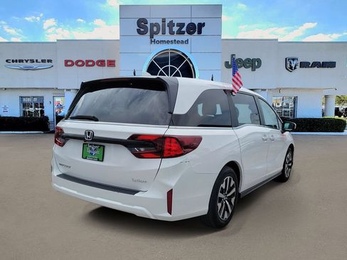 Used 2025 Honda Odyssey EX-L image 2