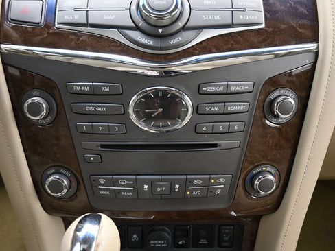 Used 2015 INFINITI QX80 2WD image 22