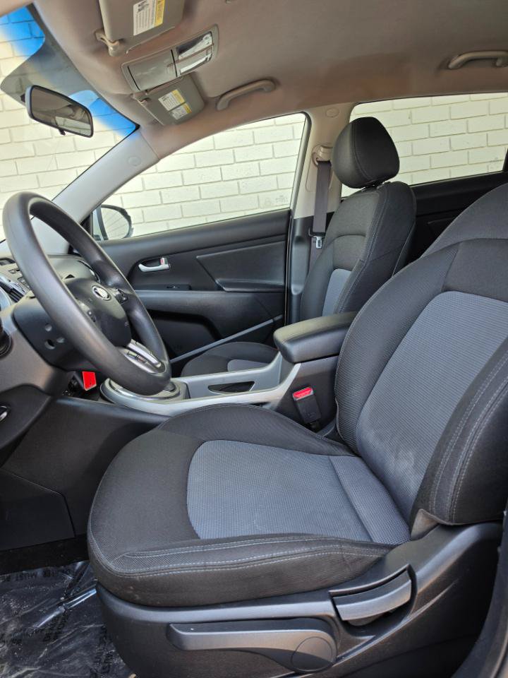 Used 2015 Kia Sportage LX AWD/4WD image 11