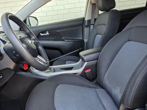 Used 2015 Kia Sportage LX AWD/4WD image 11