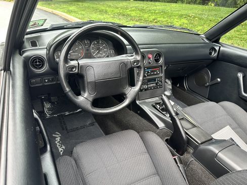 Used 1990 MAZDA MX-5 Miata RWD image 94