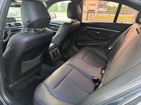 Used 2018 BMW 330i Sedan RWD image 17