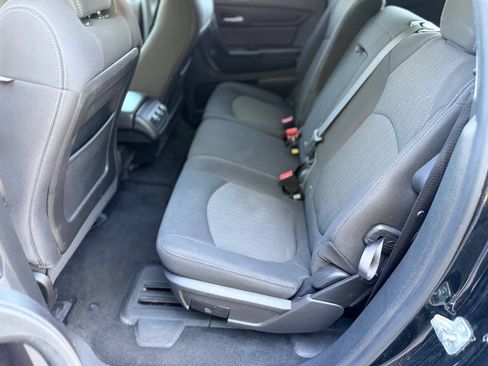 Used 2017 Chevrolet Traverse LT AWD/4WD image 12