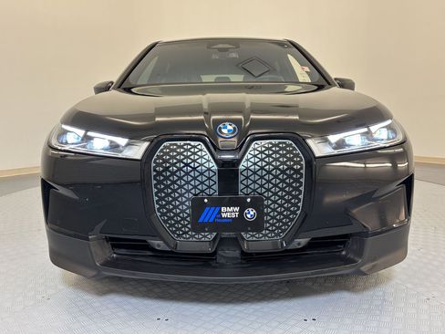 Used 2023 BMW iX xDrive50 image 6