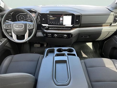 New 2025 GMC Sierra 1500 Elevation image 34