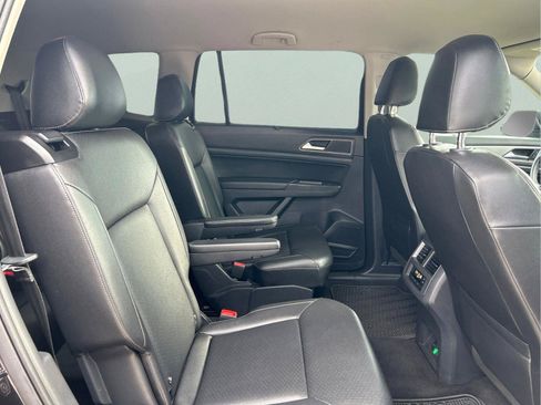 Used 2019 Volkswagen Atlas SE w/ Towing Package FWD image 12