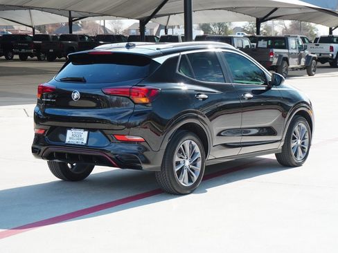 Used 2022 Buick Encore GX Select w/ Sport Touring Package image 5