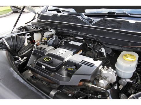 Used 2019 RAM 2500 Limited image 27