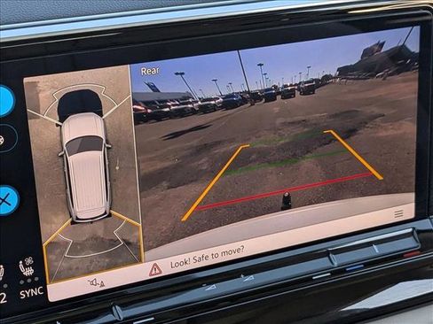 Used 2025 Volkswagen Atlas SEL Premium R-Line image 13