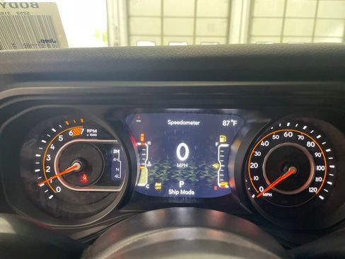New 2025 Jeep Wrangler Unlimited Sport AWD/4WD image 18