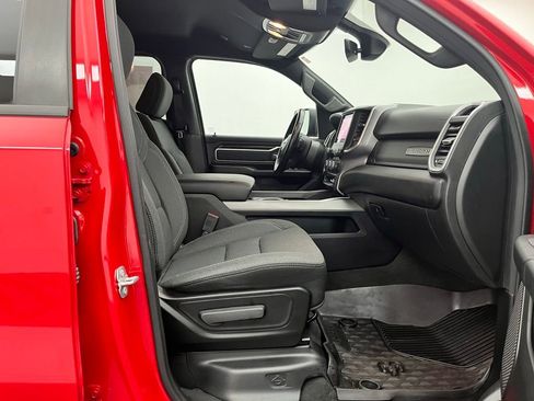 Used 2022 RAM 1500 Big Horn AWD/4WD image 32