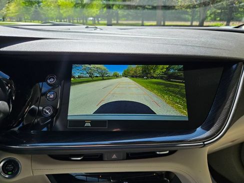 Used 2023 Buick Envision Essence FWD image 26