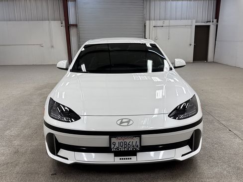 Used 2023 Hyundai Ioniq 6 SEL image 24