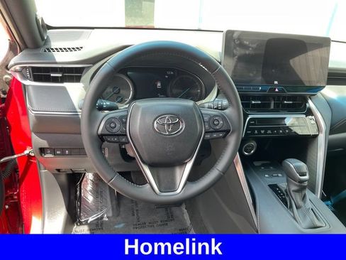 Used 2023 Toyota Venza XLE AWD/4WD image 13