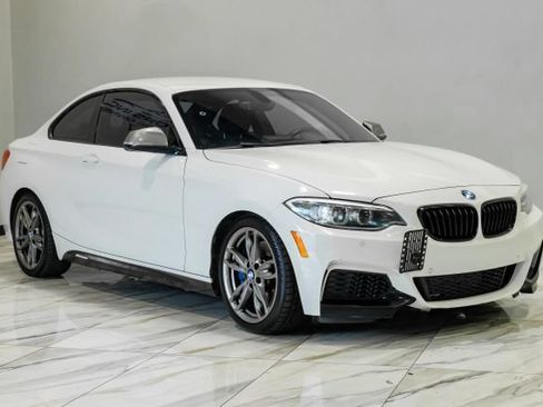 Used 2015 BMW M235i Coupe RWD image 9