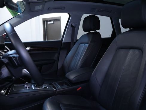 Used 2018 Audi Q5 2.0T Premium Plus w/ Premium Plus Package image 17