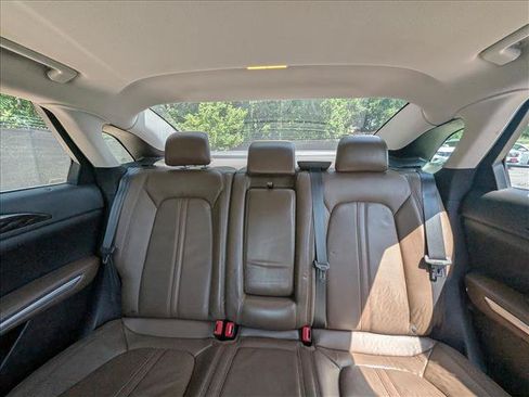 Used 2013 Lincoln MKZ FWD image 16