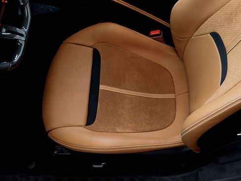 Used 2025 Ferrari Roma Spider image 24