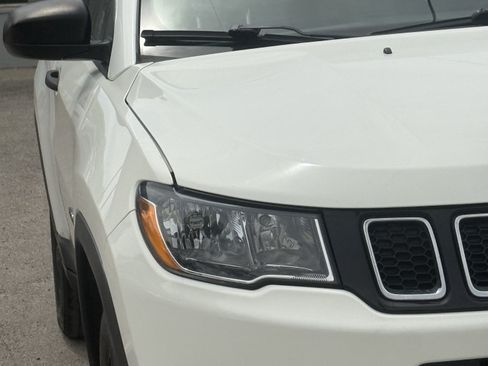 Used 2017 Jeep Compass Sport FWD image 19